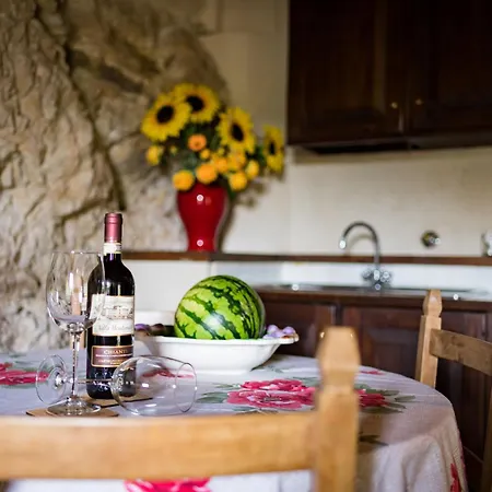 In Vergemoli Mit Schoenem Kamin Fabbriche di Vergemoli